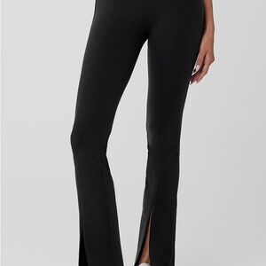ALO Airbrush High-Waist Flutter Legging